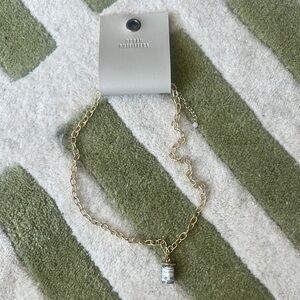Urban Outfitters Gold Necklace with Pendant